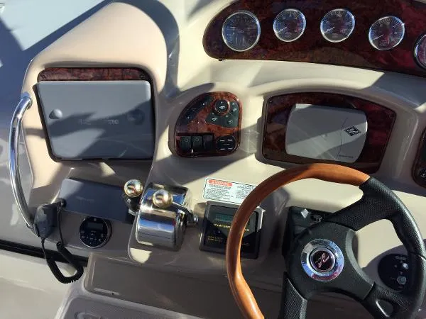 Slide: The Image of Sea Ray 320 Sundancer 2005 - 5