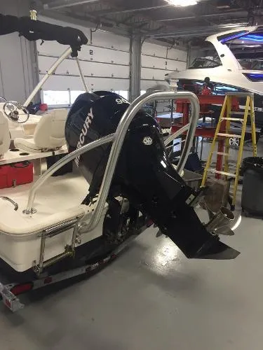 Slide: The Image of Boston Whaler 170 Super Sport with Trailer 2010 - 5
