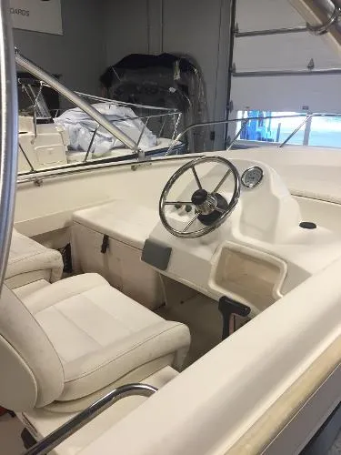 Slide: The Image of Boston Whaler 170 Super Sport with Trailer 2010 - 7