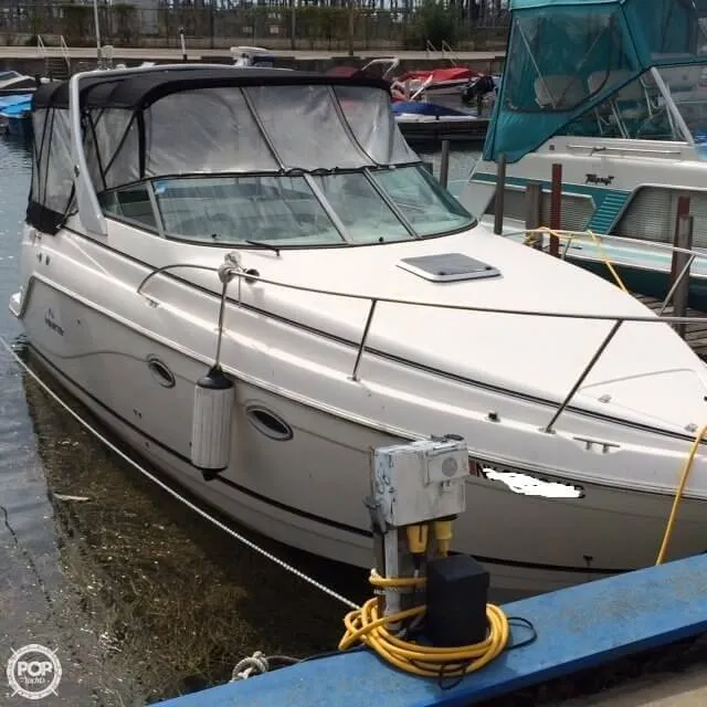 Slide: The Image of Rinker 270 Express Cruiser 2006 - 10