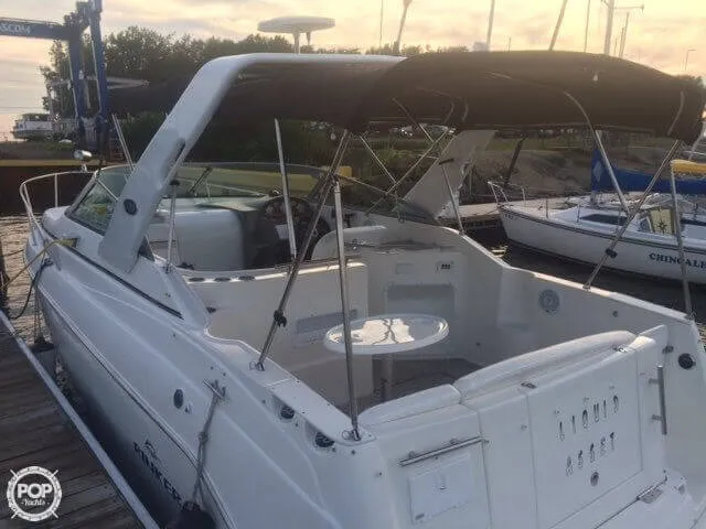 Slide: The Image of Rinker 270 Express Cruiser 2006 - 3