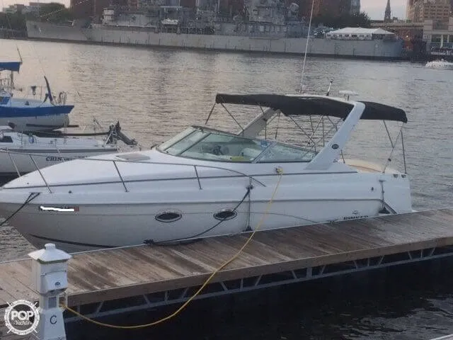 Slide: The Image of Rinker 270 Express Cruiser 2006 - 9