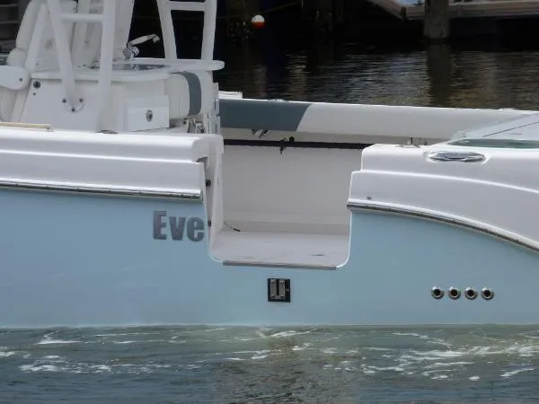 Slide: The Image of Everglades 355CCX Tournament Rigged 2014 - 5