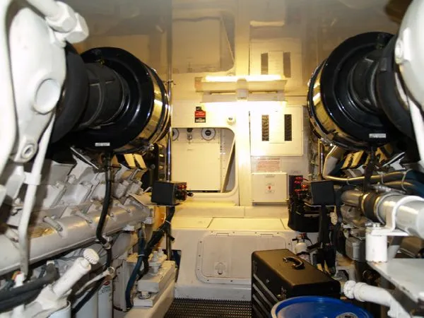 Slide: The Image of Hatteras 54 Convertible 2004 - 9