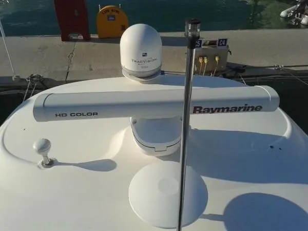 Slide: The Image of Sea Ray 44 Sundancer 2006 - 11