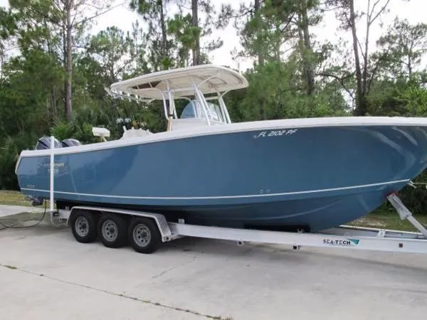 Slide: The Image of Sailfish 3160 CC 2011 - 1