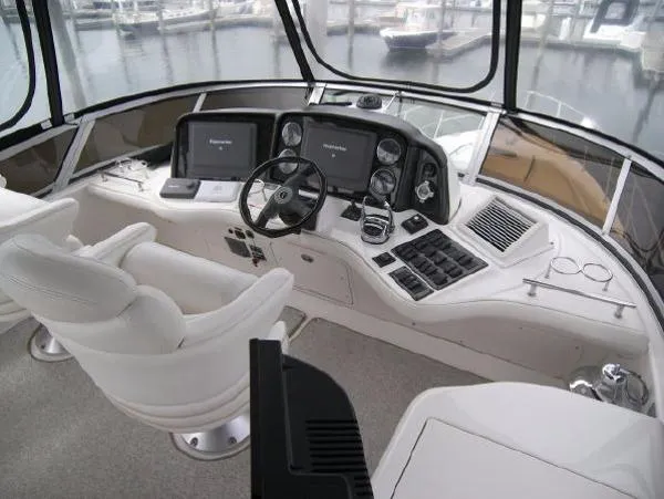 Slide: The Image of Sea Ray SEDAN BRIDGE 2009 - 10