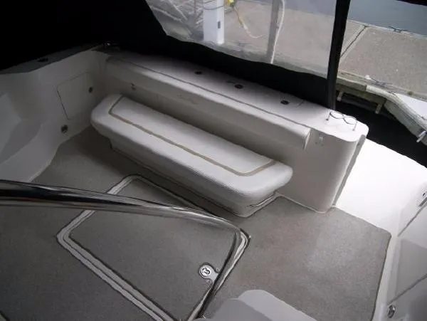 Slide: The Image of Sea Ray SEDAN BRIDGE 2009 - 8