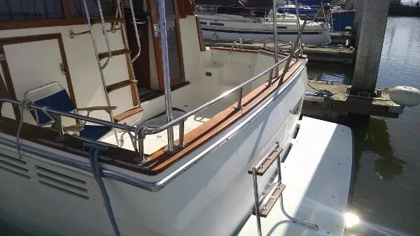 Slide: The Image of Bayliner 3888 Motoryacht 1990 - 1