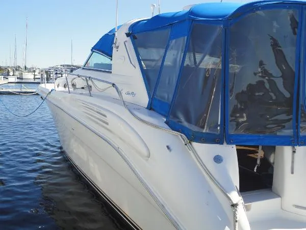 Slide: The Image of Sea Ray 450 Sundancer 1998 - 5