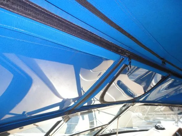 Slide: The Image of Sea Ray 450 Sundancer 1998 - 8