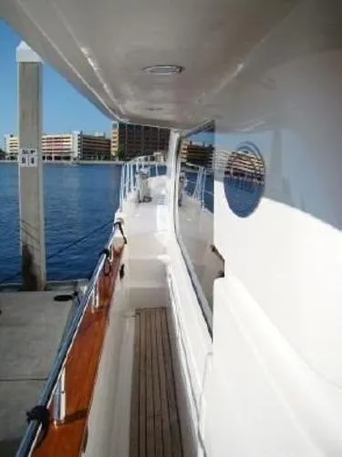 Slide: The Image of Symbol 58 Pilothouse 2006 - 8