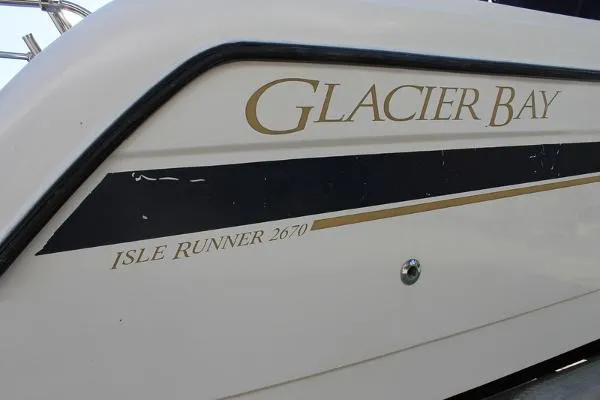 Slide: The Image of Glacier Bay 2670 Island Runner 2005 - 1