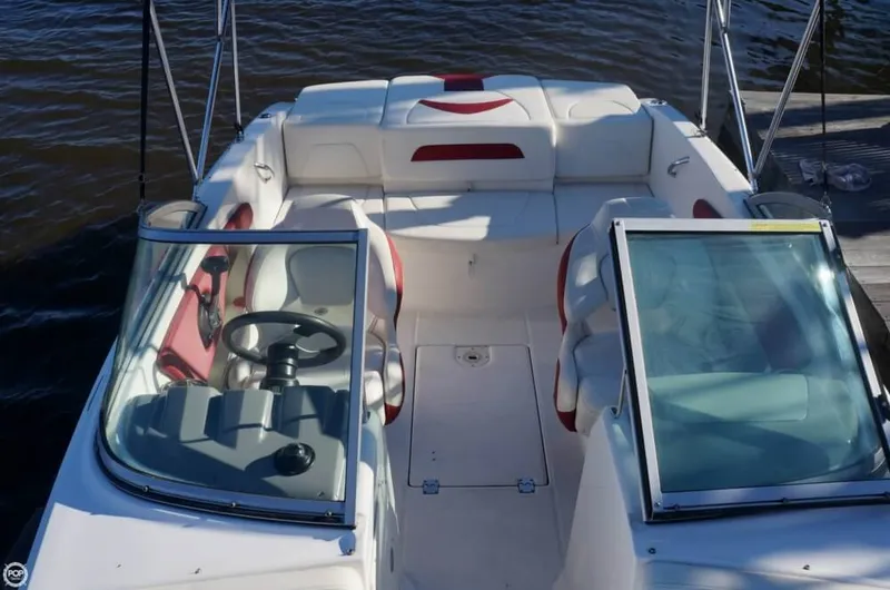 Slide: The Image of Chaparral H20 19 Sport 2012 - 6