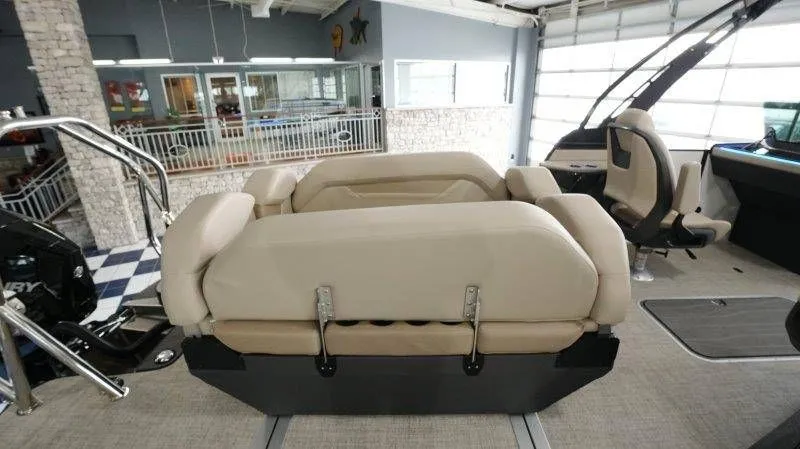 Slide: The Image of Flamingo Rove 24'│26' 2026 - 17