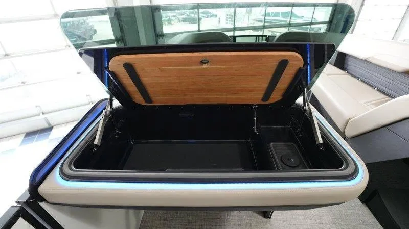 Slide: The Image of Flamingo Rove 24'│26' 2026 - 21