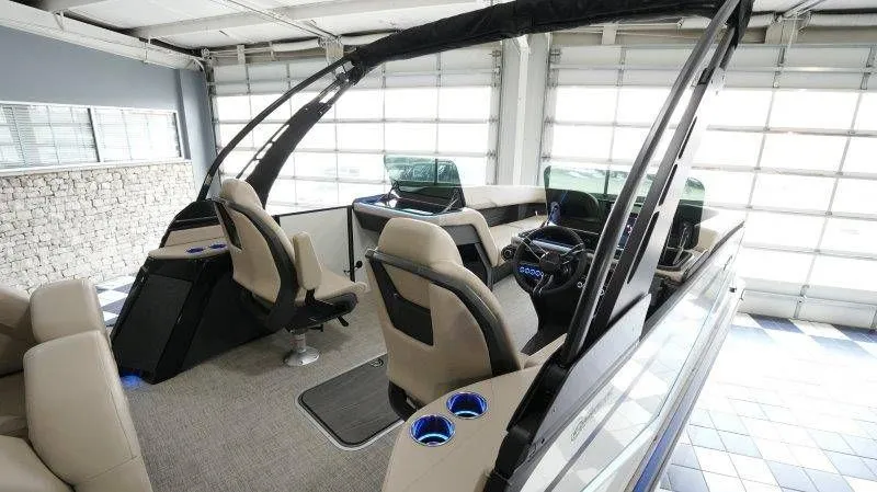 Slide: The Image of Flamingo Rove 24'│26' 2026 - 24