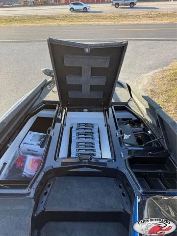 Slide: The Image of Skeeter ZXE20 2026 - 9