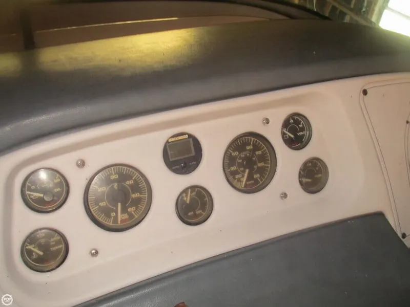 Slide: The Image of Crownline Boats 250CR 1993 - 11