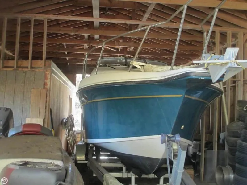 Slide: The Image of Crownline Boats 250CR 1993 - 5