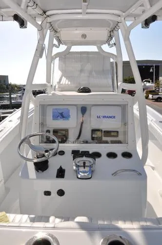 Slide: The Image of Yellowfin 34 2009 - 11