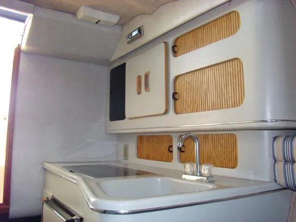 Slide: The Image of Sea Ray Weekender 1995 - 6