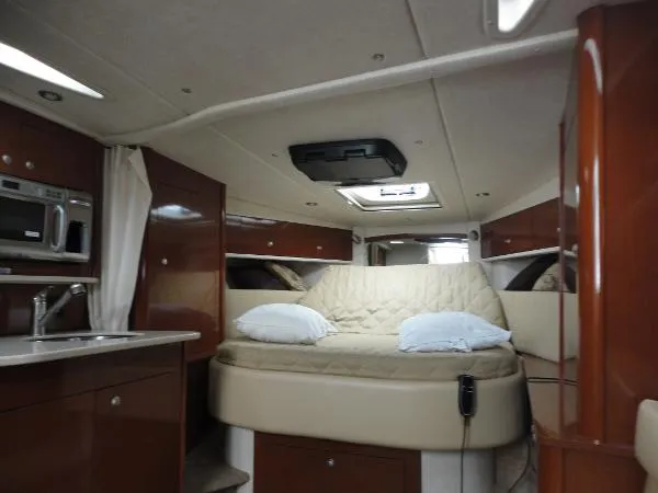 Slide: The Image of Sea Ray 330 Sundancer 2008 - 4