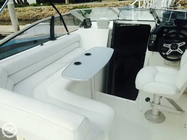 Slide: The Image of Bayliner 2651 Ciera Sunbridge 1990 - 3