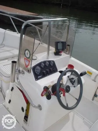 Slide: The Image of Boston Whaler Dauntless 16 2000 - 6