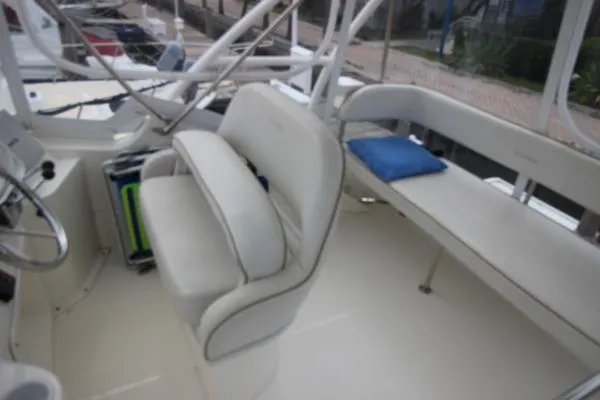 Slide: The Image of Silverton 33 Convertible 2007 - 9