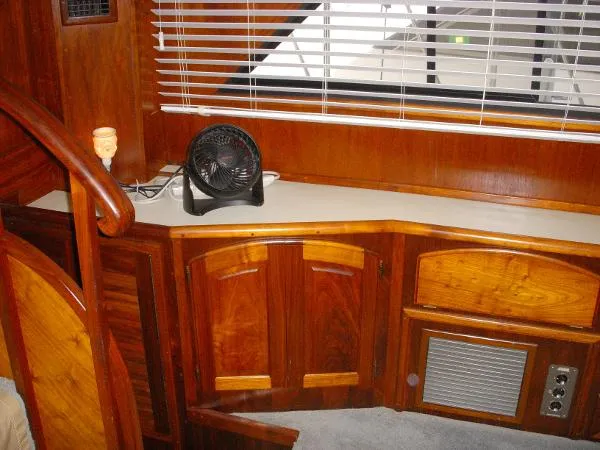 Slide: The Image of Californian FB Motor Yacht 1987 - 11
