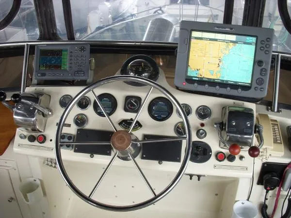 Slide: The Image of Californian FB Motor Yacht 1987 - 5