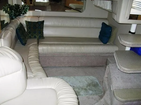 Slide: The Image of Sea Ray Sundancer 2000 - 4
