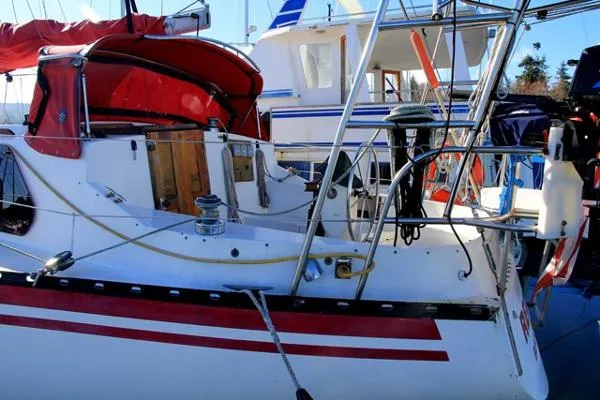 Slide: The Image of Cooper 416 Pilothouse Sloop 1981 - 10