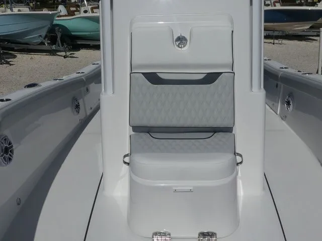 Slide: The Image of Blackfin 262 HB 2026 - 32