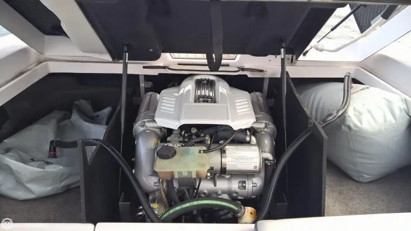Slide: The Image of Correct Craft Super Air Nautique 230 2011 - 5
