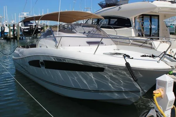 Slide: The Image of Jeanneau 8.5WA 2014 - 4