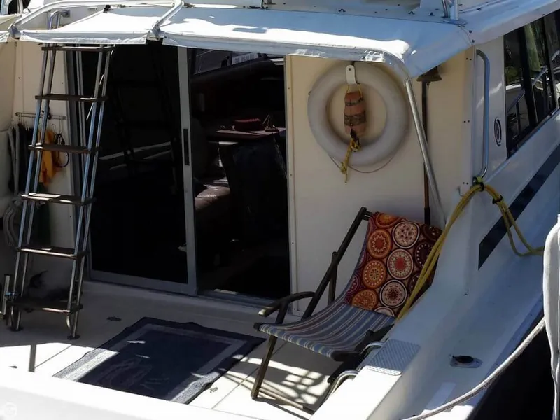 Slide: The Image of Silverton 37 Convertible 1987 - 10