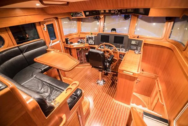Slide: The Image of Selene Ocean Trawler 2005 - 9