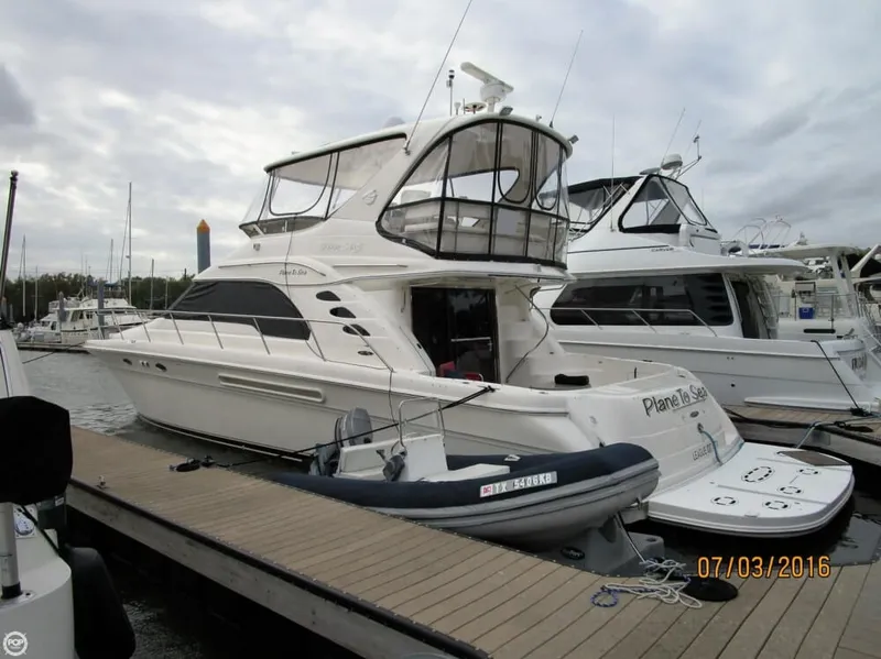 Slide: The Image of Sea Ray 560 DB (Sedan Bridge) 1998 - 9