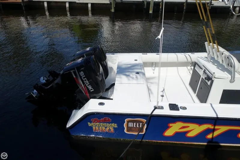 Slide: The Image of Regulator Marine 32 FS 2001 - 6