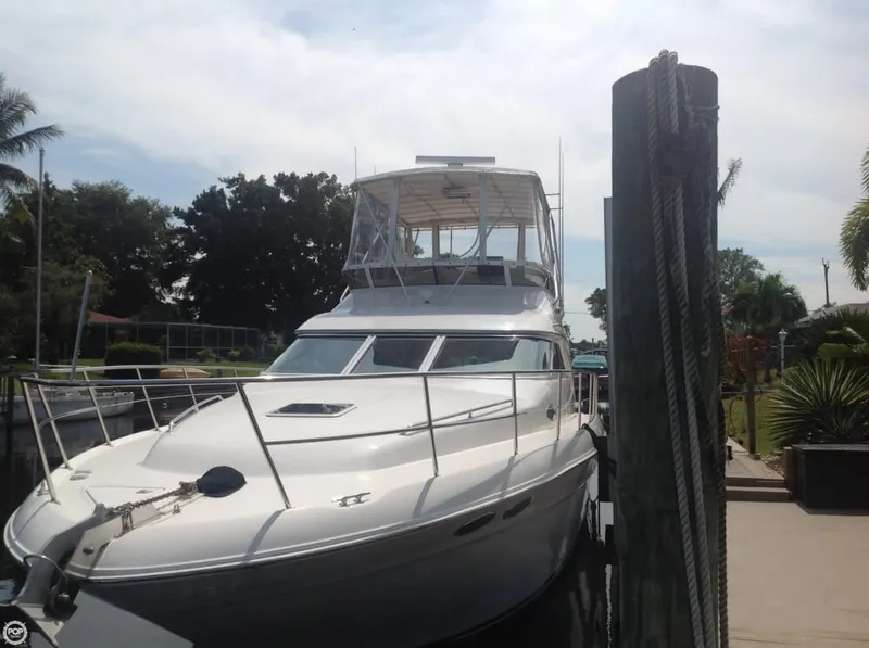 Slide: The Image of Sea Ray 400 Sedan Bridge 1998 - 1
