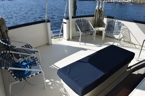 Slide: The Image of Tollycraft 44 Cockpit Motor Yacht 1990 - 7