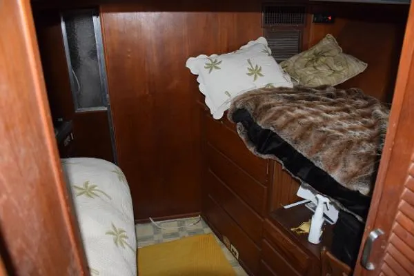 Slide: The Image of Chris-Craft Roamer 68 plus cockpit 1977 - 7