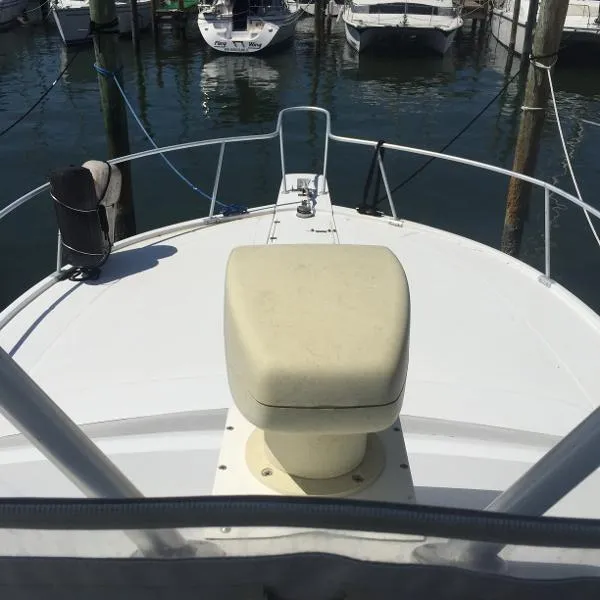 Slide: The Image of Luhrs 320 Convertible Diesel 1997 - 2