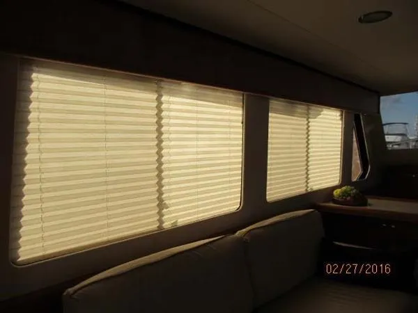 Slide: The Image of Mainship 34 Trawler 2006 - 10