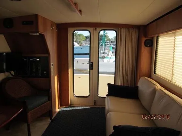 Slide: The Image of Mainship 34 Trawler 2006 - 2