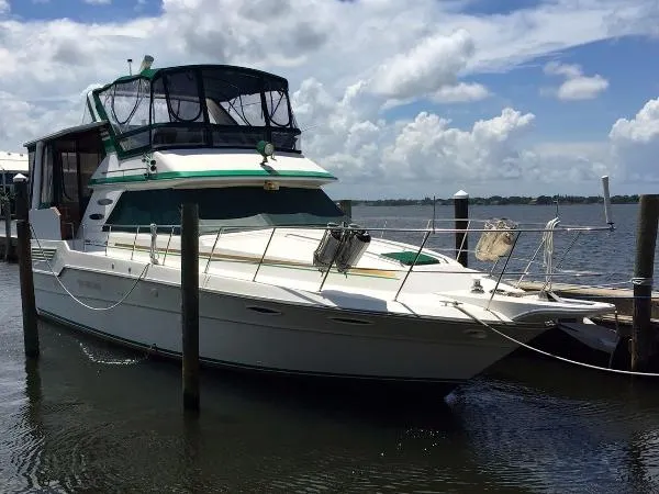 Slide: The Image of Sea Ray 410 Aft Cabin MY 1987 - 0