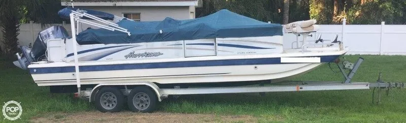 Slide: The Image of Hurricane 226RE Fun Deck Fishing 2006 - 1