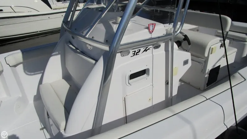 Slide: The Image of Donzi 32 ZF 2003 - 4